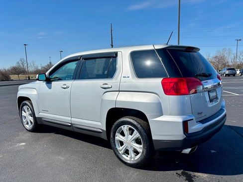 Used 2017 GMC Terrain SLE image 5