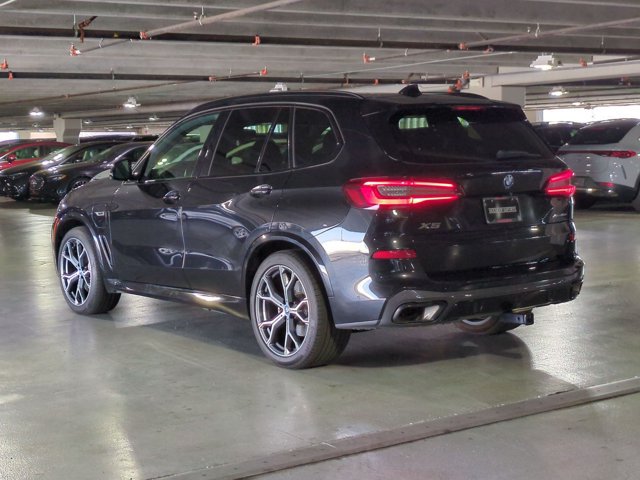 Used 2023 BMW X5 xDrive45e w/ M Sport Package AWD/4WD image 8