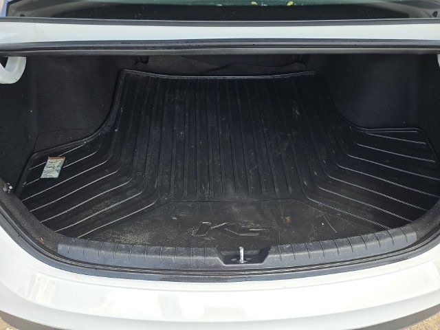 Used 2022 Kia K5 LX FWD image 15