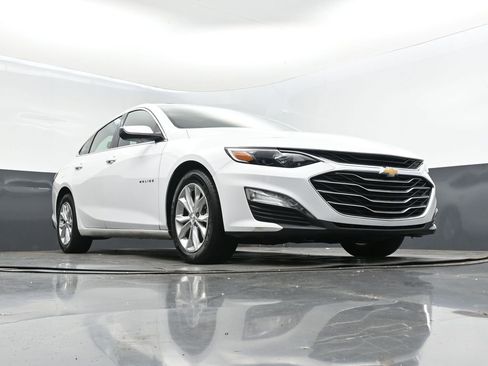 Used 2024 Chevrolet Malibu LT image 44