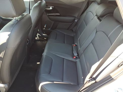 Used 2020 Kia Niro EX Premium FWD image 13