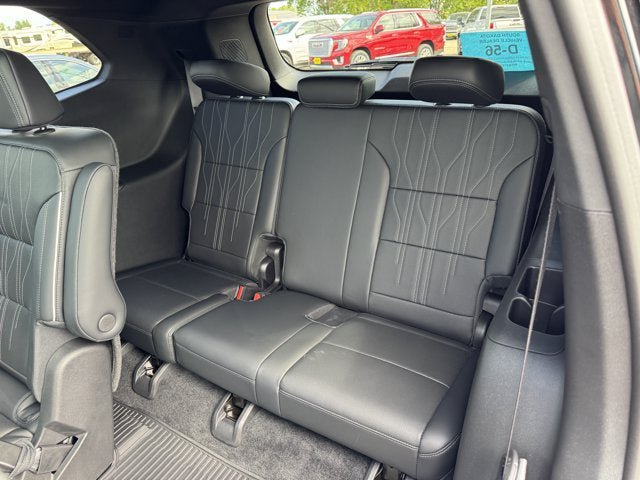 Used 2026 Buick Enclave Avenir w/ Super Cruise Package AWD/4WD image 25