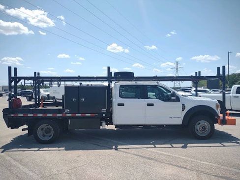 Used 2022 Ford F550 4x4 Crew Cab Super Duty w/ Power Equipment Group image 10