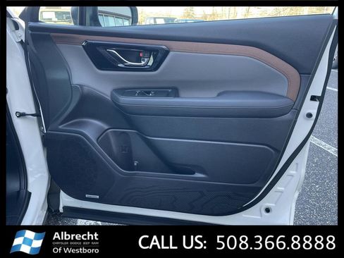 Used 2025 Subaru Forester Sport AWD/4WD image 22