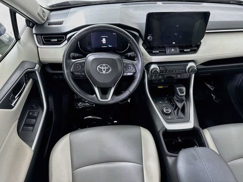 Certified 2023 Toyota RAV4 XLE Premium AWD/4WD image 4