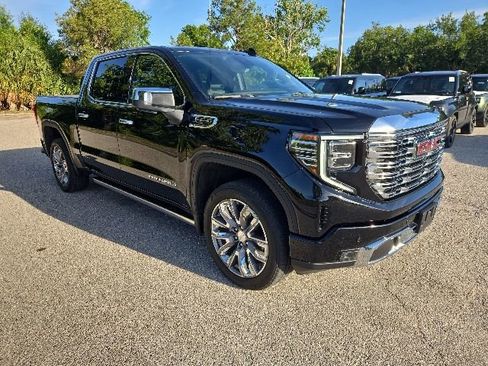 Used 2024 GMC Sierra 1500 Denali w/ Denali Reserve Package AWD/4WD image 7