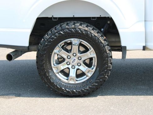 Used 2023 Ford F150 Lariat AWD/4WD image 14