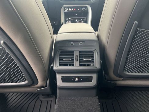 New 2025 Audi Q5 Premium image 29