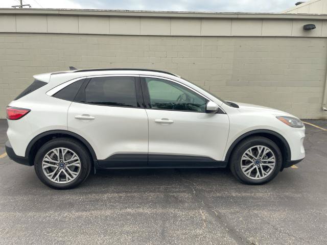 Certified 2021 Ford Escape SEL w/ Technology Package AWD/4WD image 4