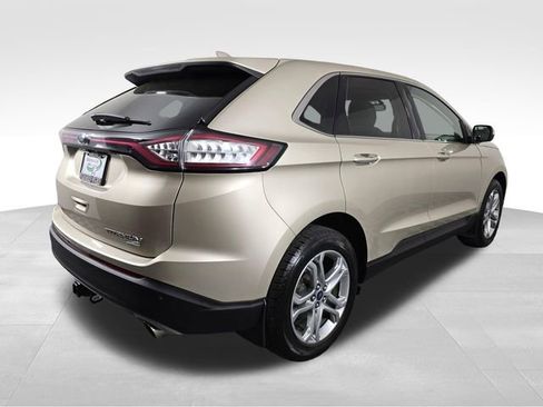 Used 2018 Ford Edge Titanium w/ Equipment Group 301A AWD/4WD image 7