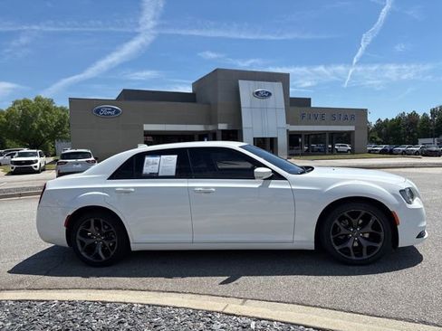Used 2021 Chrysler 300 S RWD image 1