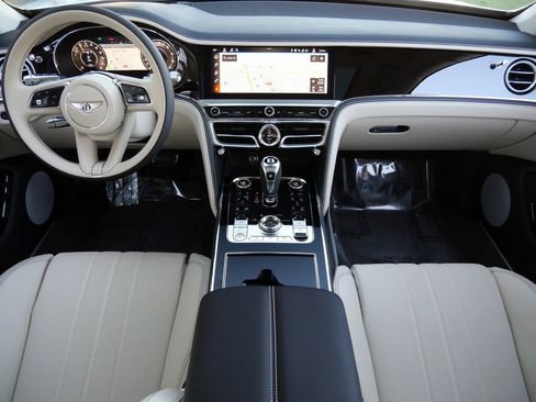 New 2026 Bentley Flying Spur Plug-In Hybrid image 4