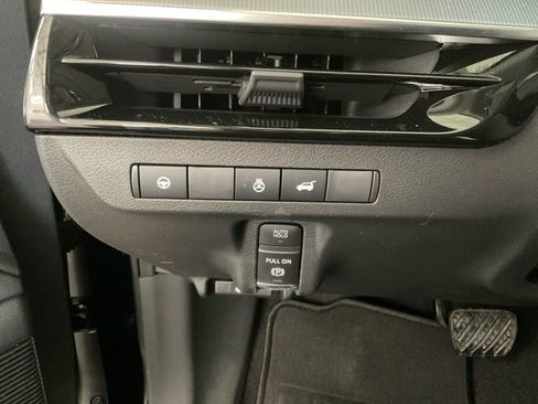 New 2025 Nissan Murano SL image 18