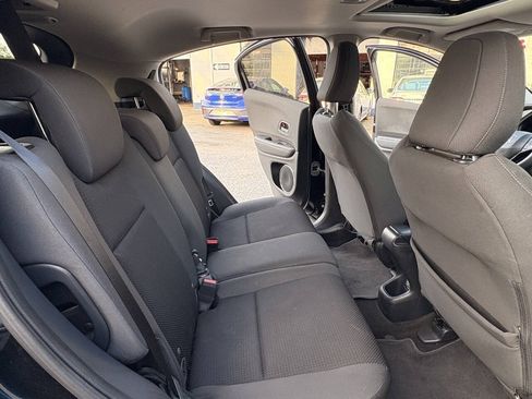 Used 2022 Honda HR-V EX image 23