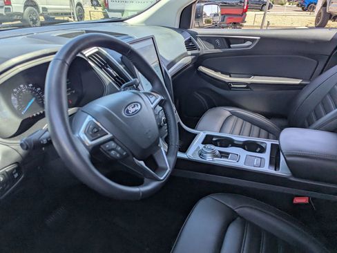 Certified 2023 Ford Edge SEL w/ Convenience Package AWD/4WD image 16