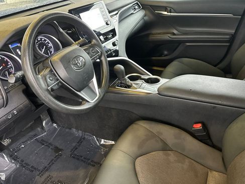 Used 2023 Toyota Camry LE image 9