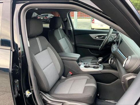 Used 2023 Chevrolet Blazer LT w/ Driver Confidence Package FWD image 8