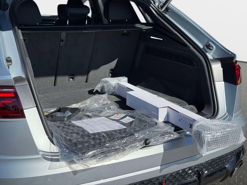 Used 2026 Audi RS Q8 performance image 25