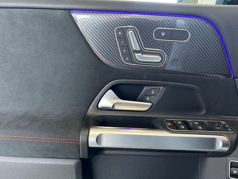 Certified 2025 Mercedes-Benz GLB 250 GLB 250 image 21