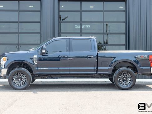 Used 2022 Ford F250 Lariat w/ Lariat Value Package AWD/4WD image 4
