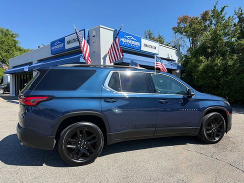 Used 2022 Chevrolet Traverse LT AWD/4WD image 5