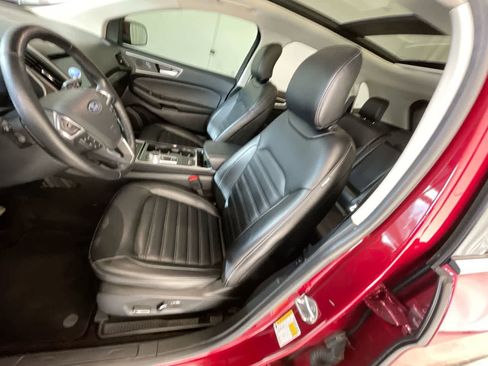 Used 2019 Ford Edge SEL w/ Equipment Group 201A AWD/4WD image 11