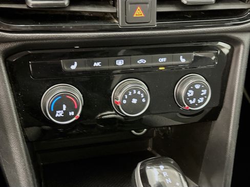 Used 2023 Volkswagen Taos S w/ Driver Assistance Package image 23