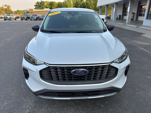 Used 2025 Ford Escape Active FWD image 4