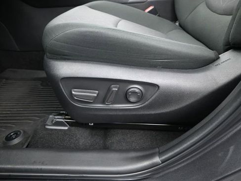 Used 2024 Toyota RAV4 XLE w/ Convenience Package image 13