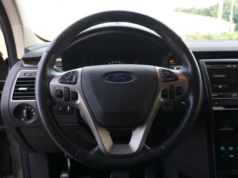 Used 2014 Ford Flex Limited w/ Equipment Group 301A FWD image 32