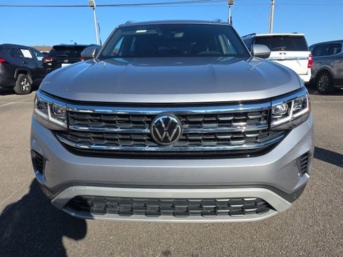 Used 2023 Volkswagen Atlas Cross Sport SE image 4