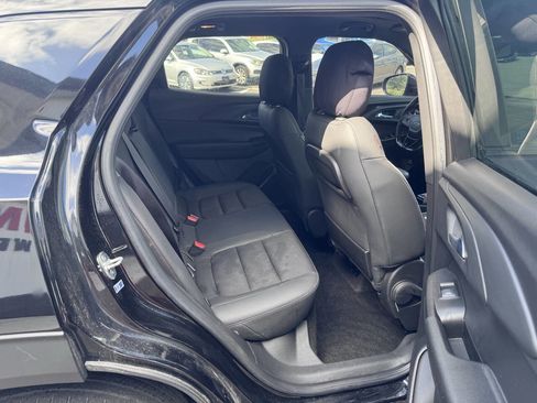 Used 2022 Chevrolet TrailBlazer RS w/ Sun and Liftgate Package FWD image 17