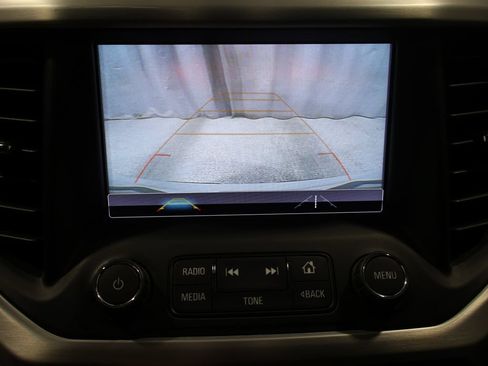 Used 2018 GMC Acadia SLT AWD/4WD image 29