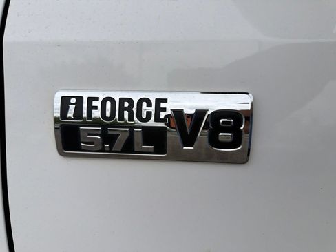 Used 2020 Toyota Tundra SR5 AWD/4WD image 14