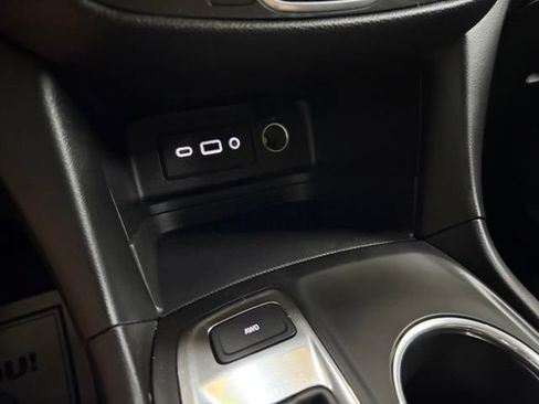 Used 2020 Chevrolet Equinox LT AWD/4WD image 58