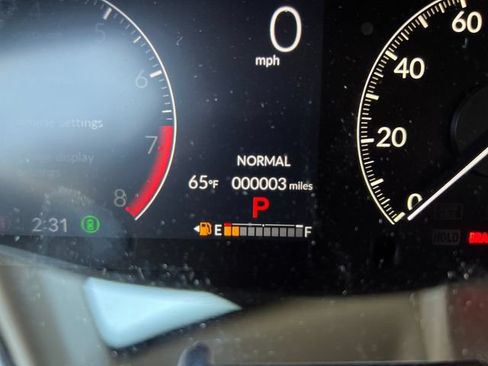New 2027 Honda HR-V LX image 22