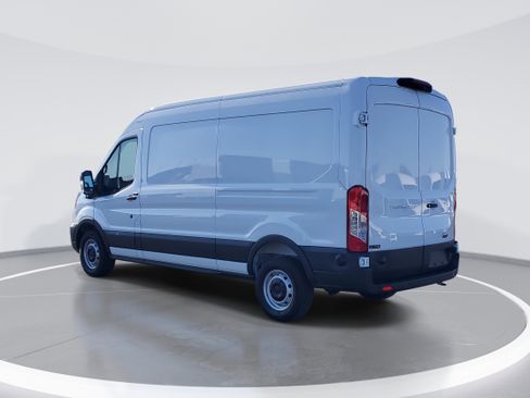 New 2025 Ford Transit 250 148 Medium Roof w/ Load Area Protection Package image 4