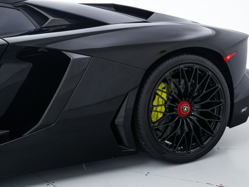 Used 2015 Lamborghini Aventador LP 720-4 50th Anniversario AWD/4WD image 23