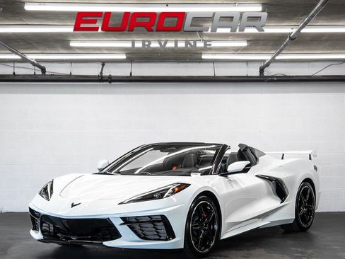 Used 2024 Chevrolet Corvette Stingray Convertible w/ 1LT RWD image 1