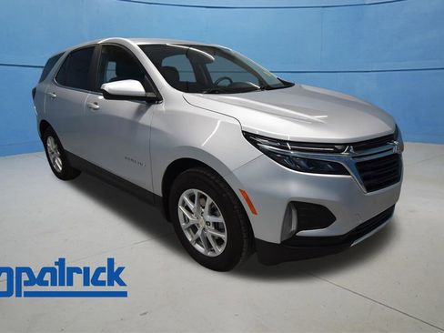 Used 2022 Chevrolet Equinox LT FWD image 1