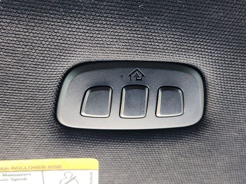 Used 2021 Ford Expedition XLT RWD image 18