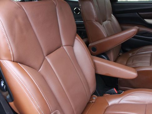 Used 2021 Subaru Ascent Touring image 16