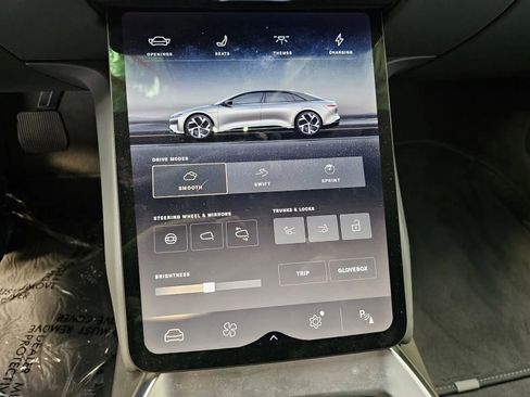 Used 2024 Lucid Air Pure RWD image 17