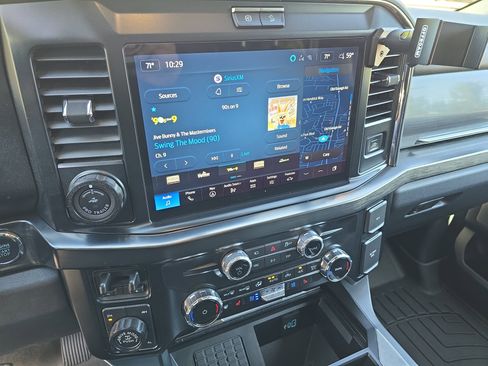 Used 2025 Ford F250 Lariat w/ Lariat Ultimate Package AWD/4WD image 19