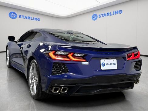 Used 2025 Chevrolet Corvette Stingray Coupe w/ 1LT RWD image 7
