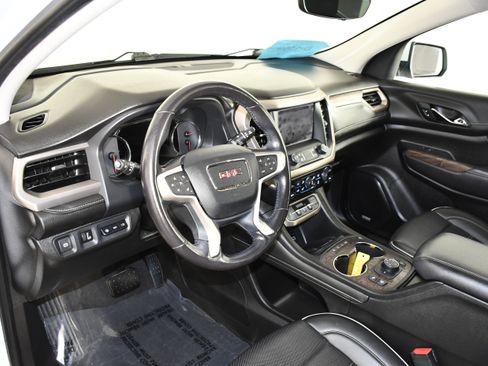 Used 2021 GMC Acadia Denali w/ Denali Ultimate Package AWD/4WD image 38