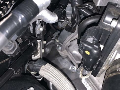 Used 2024 Nissan GT-R Premium w/ Floor Mat Package AWD/4WD image 82