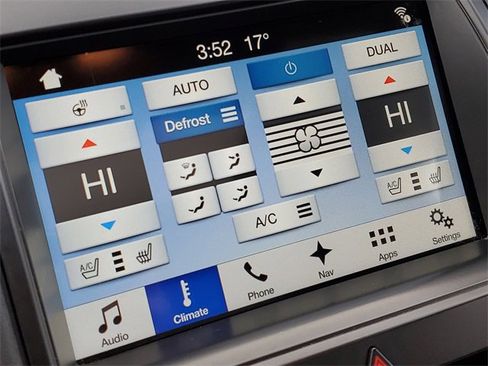 Used 2017 Ford Taurus SHO w/ Driver Assist Package image 19