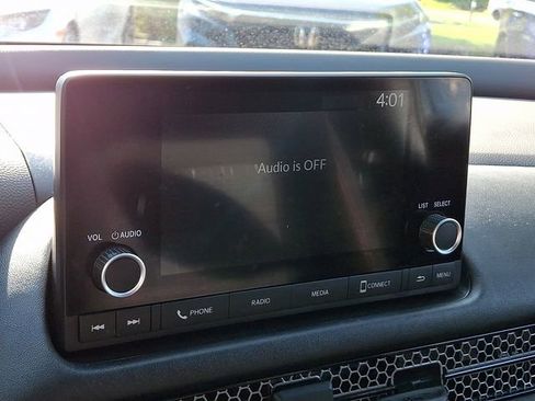 Certified 2024 Honda HR-V Sport image 17