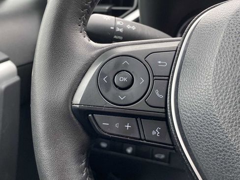 Used 2023 Toyota RAV4 XLE image 24